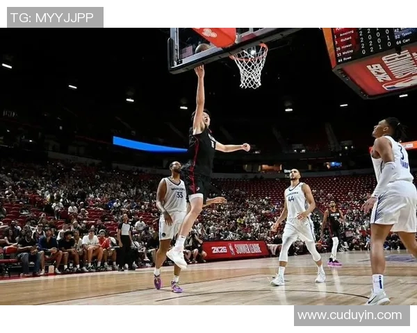 2017年4月20日勇士与开拓者激战成名的季后赛经典对决回顾